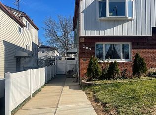 309 Abingdon Ave, Staten Island, NY 10308