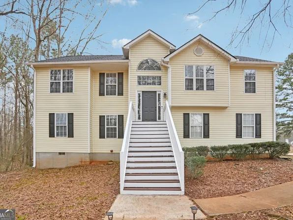 83 Huntington Ct, Newnan, GA 30265