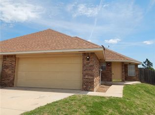 12302 SW 2nd St, Yukon, OK 73099