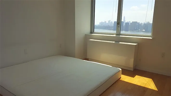 Rented by Space Marketing Shop | media 5