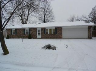 409 Willow Dr, Eaton, OH 45320