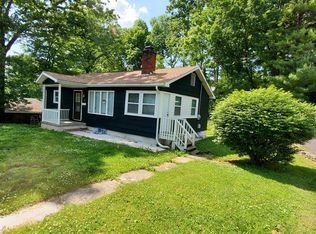 33 Grandview St, East Stroudsburg, PA 18301