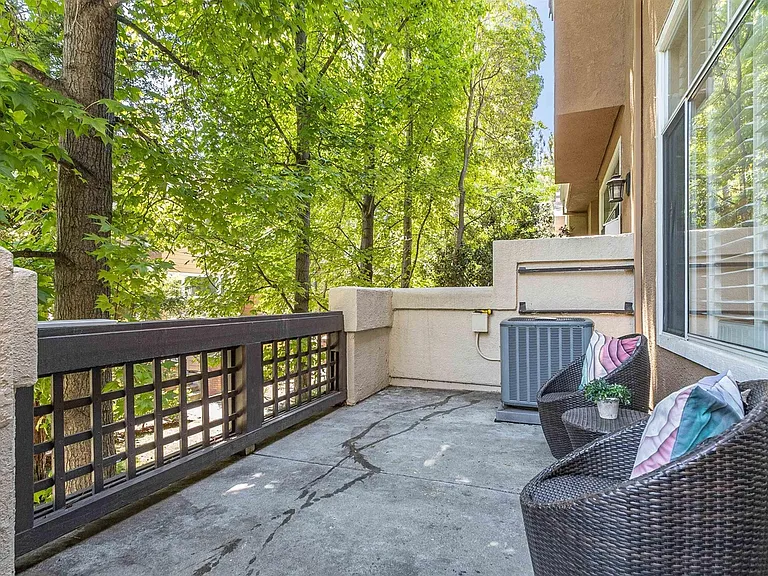 441 Camille Cir #12 — Photo 43