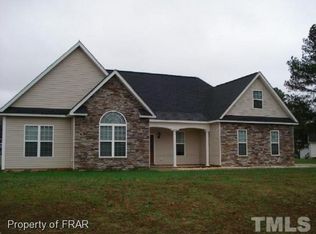 206 Winterlochen Dr, Dunn, NC 28334