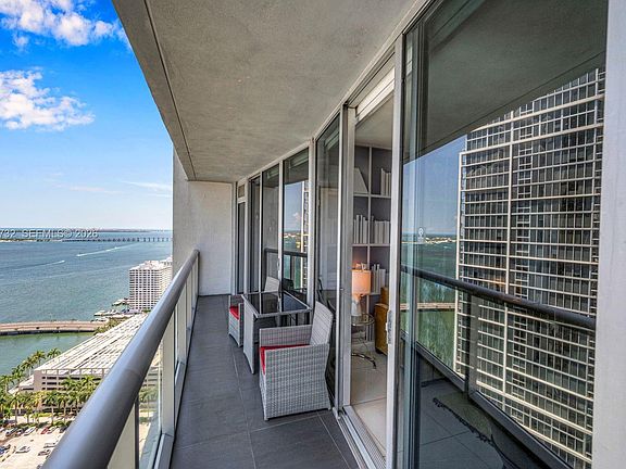2nd image of 485 Brickell Ave APT 3401