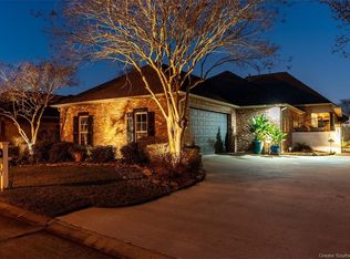 6117 W Azalea Dr, Lake Charles, LA 70605