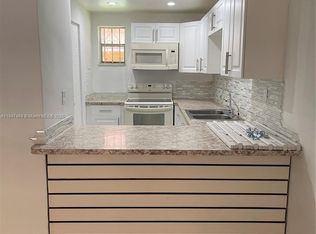 1810 W 56th St APT 3127, Hialeah, FL 33012