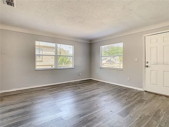 3rd image of 4676 12th Ave S