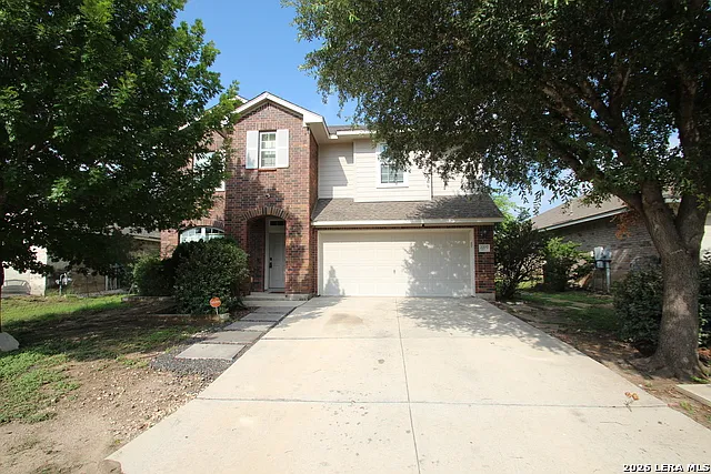 2207 Petseri Park — Photo 1