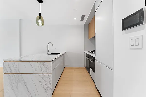 Rented by Realmart Realty LLC | media 13