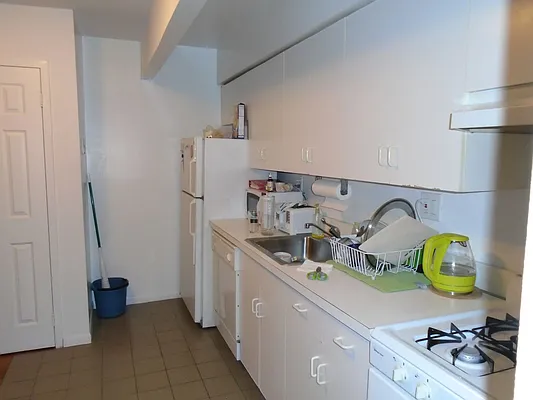 Rented by 18 REALTY | media 19