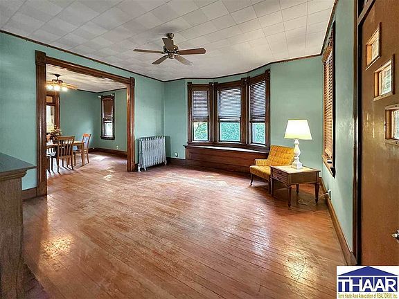 4th image of 2323 Washington Ave