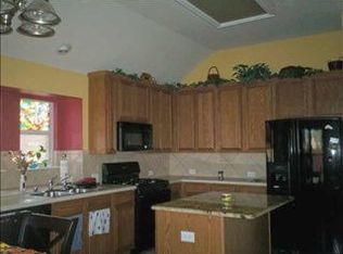 2113 Pecan Dr, Little Elm, TX 75068