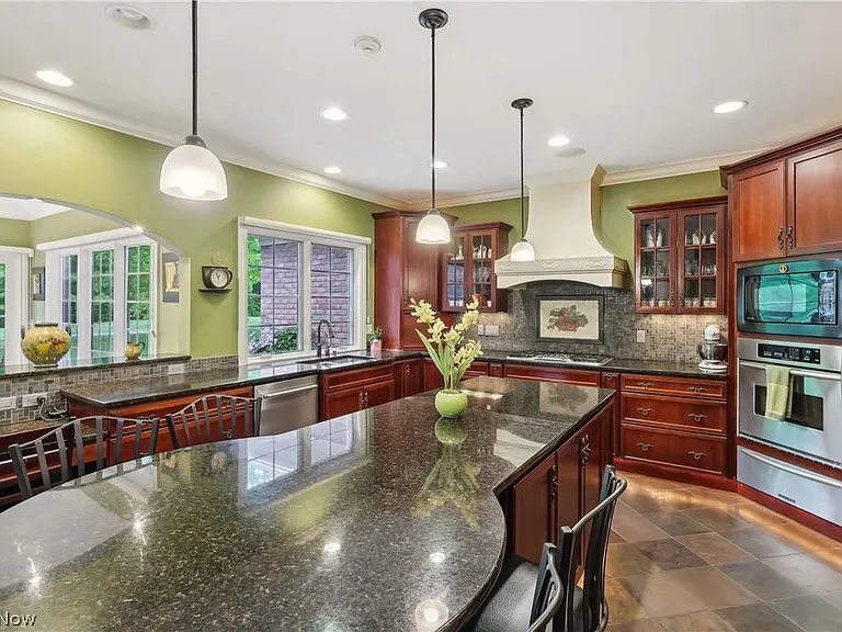 7560 Royal Portrush Dr — Photo 8