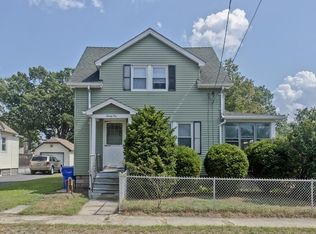 91 Wilber St, Springfield, MA 01104