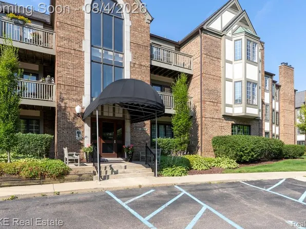811 Deer Ct #405, Plymouth, MI 48170