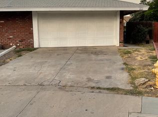 802 Oriole Ct, Lake Elsinore, CA 92530