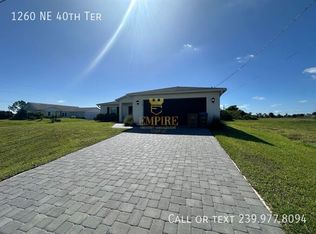 1260 NE 40th Ter, Cape Coral, FL 33909