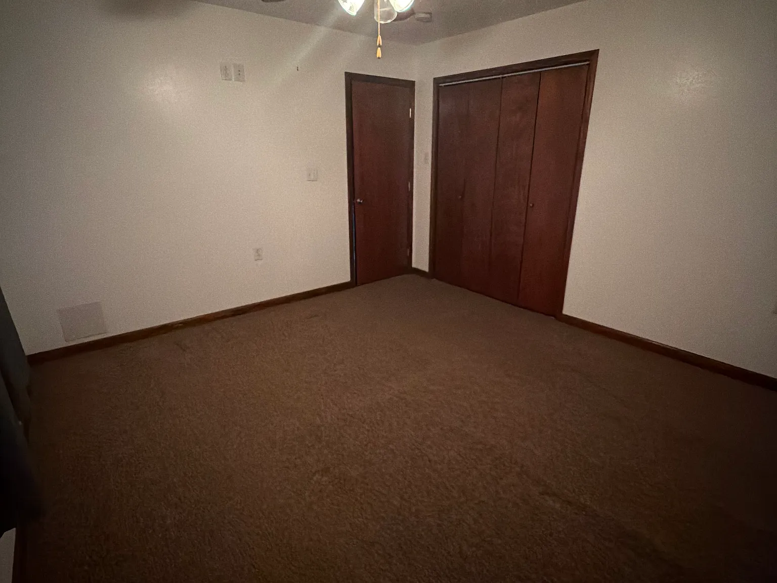 3 bed, $1,650 — Photo 1