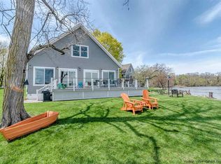 72 Yale Ct, Kingston, NY 12401