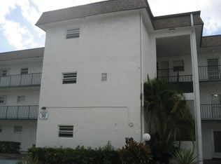 721 Lori Dr APT 312, Palm Springs, FL 33461