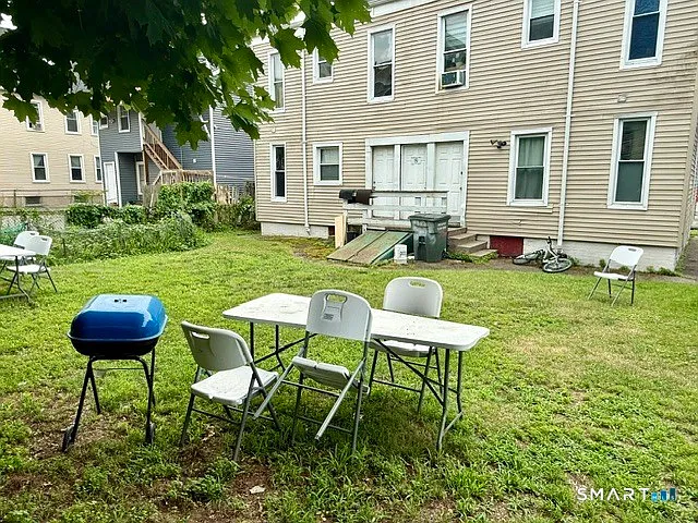 384 Gregory St — Photo 12