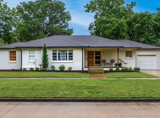101 W 6th St, Claremore, OK 74017