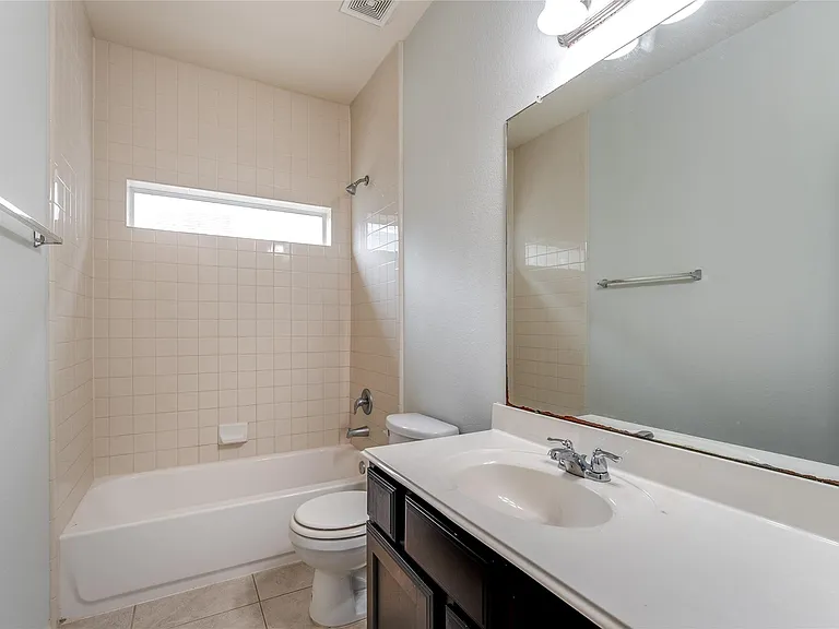 3931 Medici Ct — Photo 9