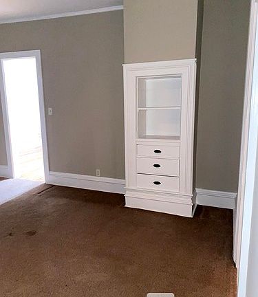 4th image of 404 S Batavia Ave APT 3