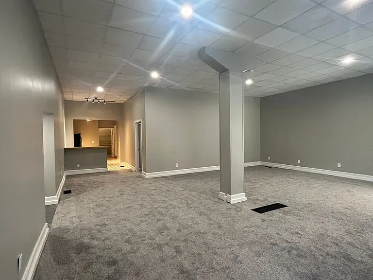 509 Columbia St — Photo 3