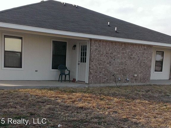 3rd image of 510 Primrose Dr Unit B