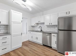 4007 N 45th St, Omaha, NE 68104