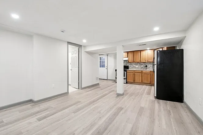 4161 Milwaukee St — Photo 21