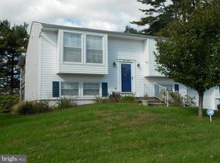 916 Coteswood Cir, Cockeysville, MD 21030