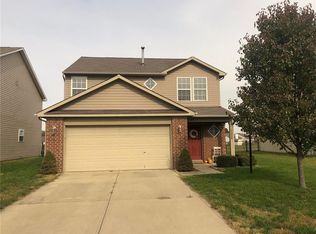 2356 Meadow Bend Dr, Columbus, IN 47201