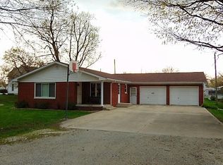213 S New York St, Remington, IN 47977