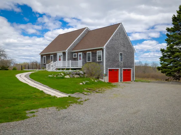 240 W Kennebec Road, Machias, ME 04654