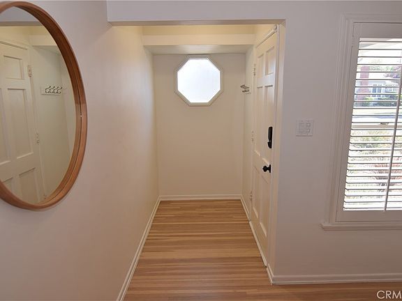 3rd image of 16839 Weddington St