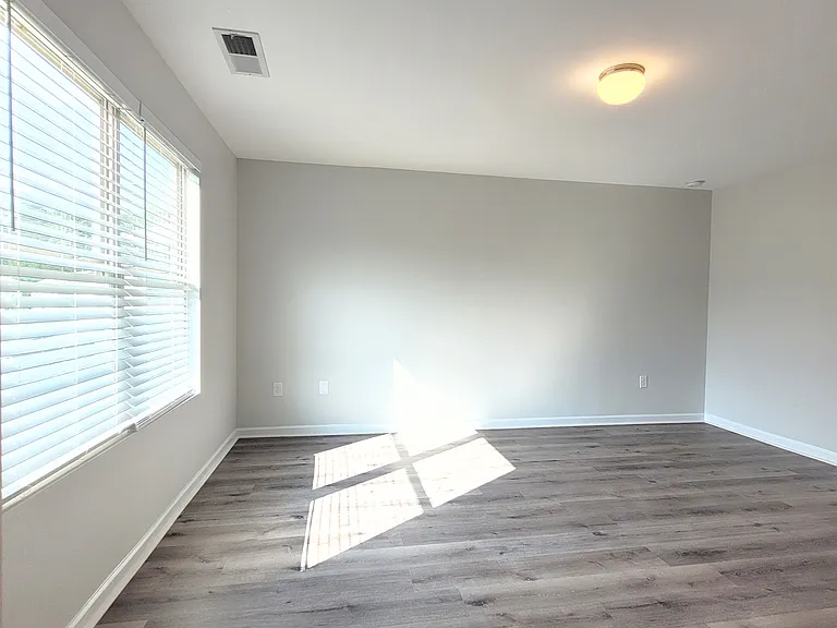 7934 Rudder Cir S — Photo 10