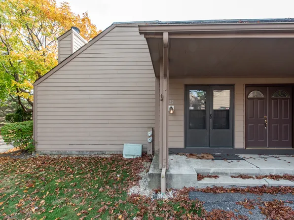 3357 Beacon St Unit 22, North Chicago, IL 60064