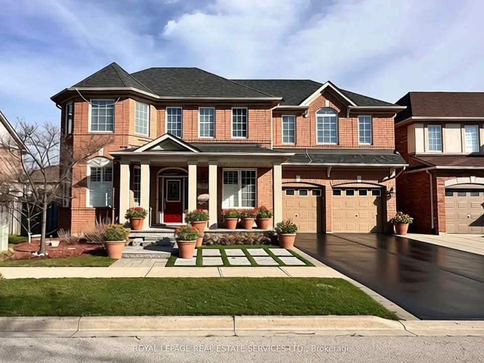 2225 Canonridge Cir
