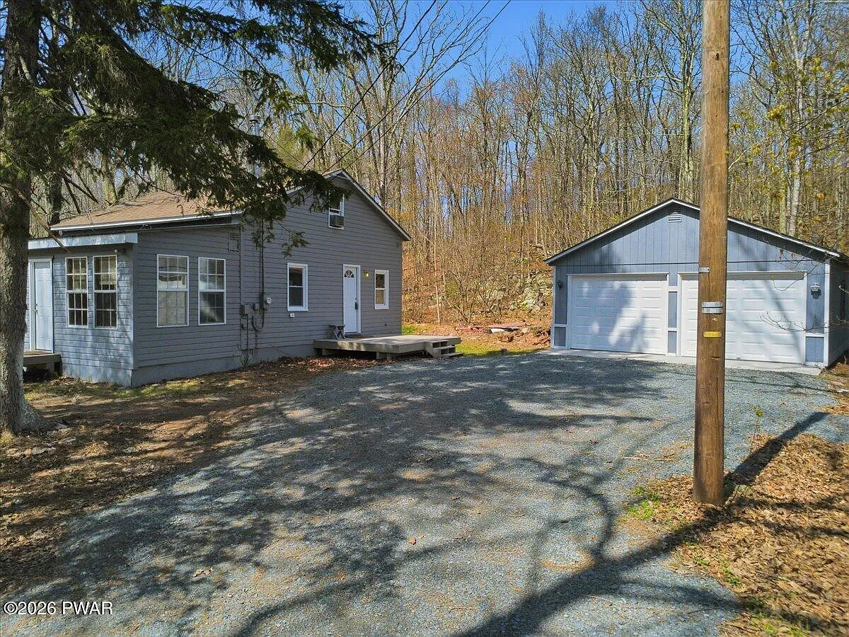 Building Photo - 209 Urban Rd