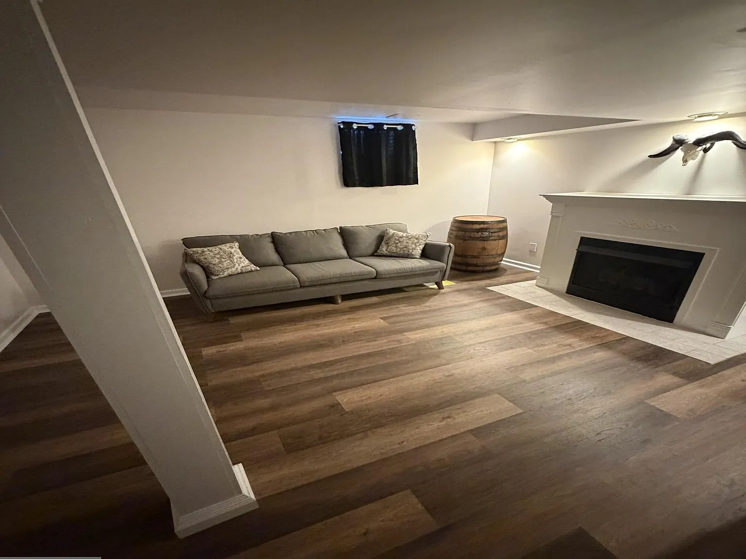 3 bed, 2.5 bath, 1728 sqft, $2,995 — Photo 3