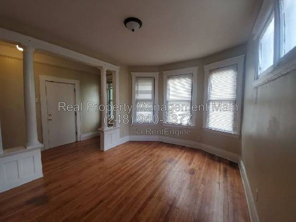 1st image of 644 E Ferry St #2E