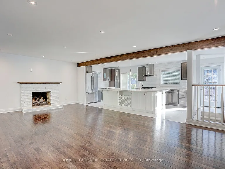 304 Felan Ave — Photo 11