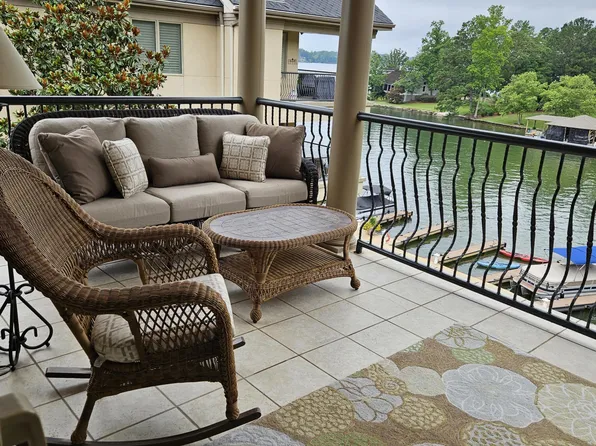 370 Marina Point Rd Unit E401, Dadeville, AL 36853