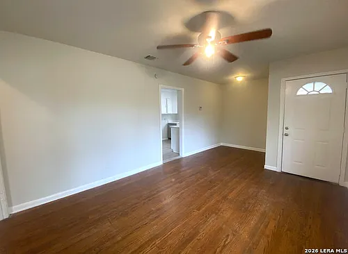 158 Weizmann St Photo 1