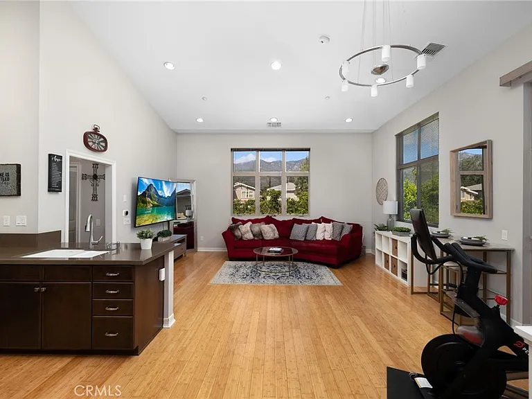 1406 S California Ave #D — Photo 13