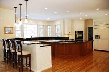 3rd image of 2 Canterbury Ln