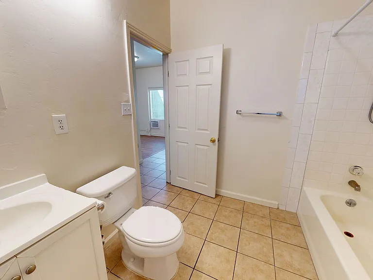 3774ro — Photo 22